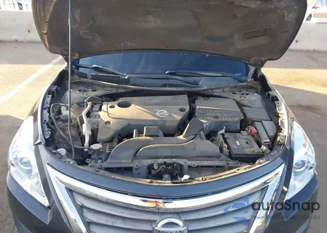 2015 Nissan Altima 2.5 S из США, поврежденный, VIN 1N4AL3AP2FC484095